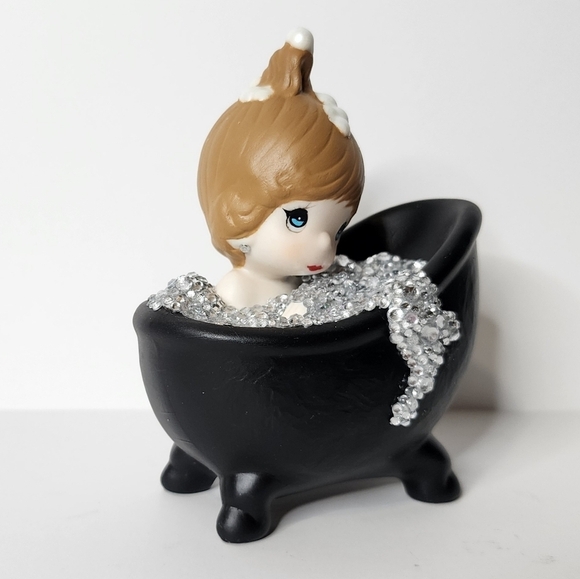 Taylor Swift Reputation Look What You Made Me Do Inspired Figurine - Picture 5 of 7